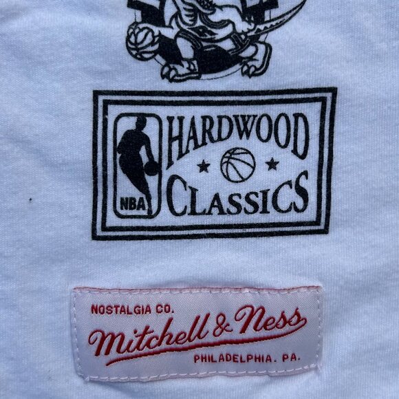 Toronto Raptors NBA Basketball Mitchell & Ness Hardwood Classic Tripstar T Shirt - Picture 3 of 10